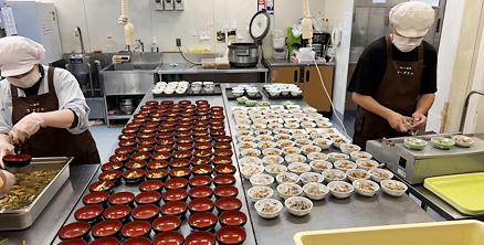 飲食店舗での調理補助